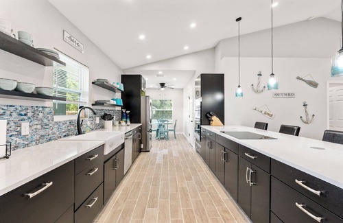 South Gate Ridge Casa | Spacious 4-bedroom house with POOL and WiFi in fabulous Sarasota