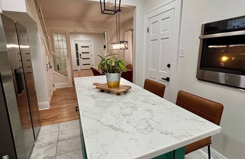 Utica Casa | Spacious 4-bedroom house in charming Utica with WiFi, AC