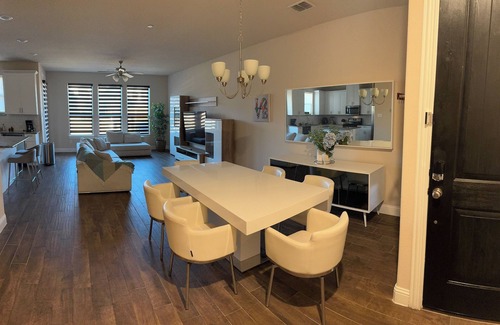 Allen Casa | Spacious 4-bedroom in lovely Allen, Near Allen Outlet, Weekly/Monthly Discounts!