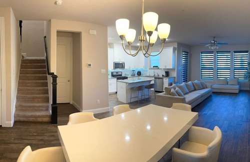Allen Casa | Spacious 4-bedroom in lovely Allen, Near Allen Outlet, Weekly/Monthly Discounts!