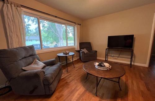 Billings Casa | Spacious 4 bedroom residential at Burlington Park
