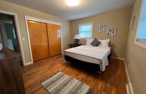 Billings Casa | Spacious 4 bedroom residential at Burlington Park