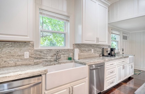 Branchville Casa | Spacious 4-bedroom house in charming Branchville with AC, WiFi