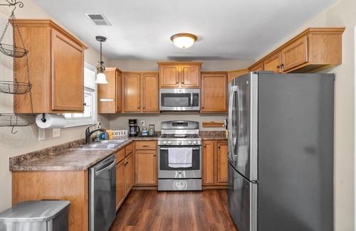 Clarksville Casa | Spacious 4-bedroom House near Downtown Clarksville