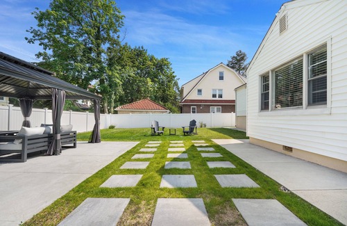 North Side Casa | Spacious 4-bedroom house 3-bathroom with AC and WiFi in charming Mount Vernon