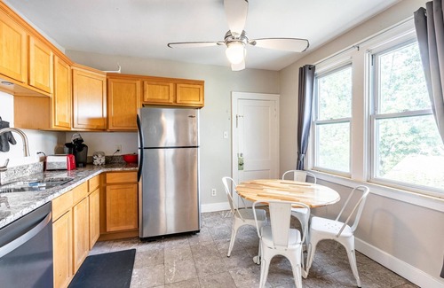 Ferndale Casa | Spacious 4 BR/2 BA – 4 Min Walk to DT Ferndale!