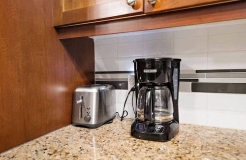 International District Apartamento | Spacious 4 BR 2 Floors unit in Old Montreal