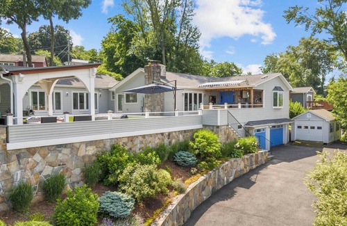 New Fairfield Casa | Spacious 4-BR house in lake community with beach access and swim-in-place spa.