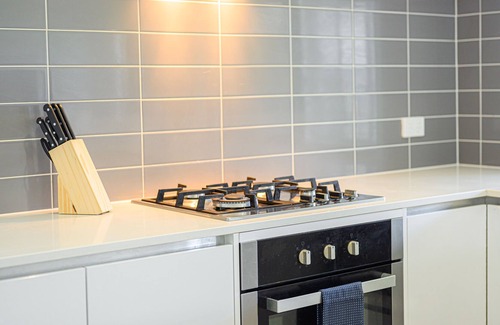 Cobbitty Casa | Spacious 4 Br Modern house WiFi & Parking