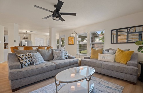 Leon Valley Casa | Spacious 4 BR | Near Med Center & Lackland