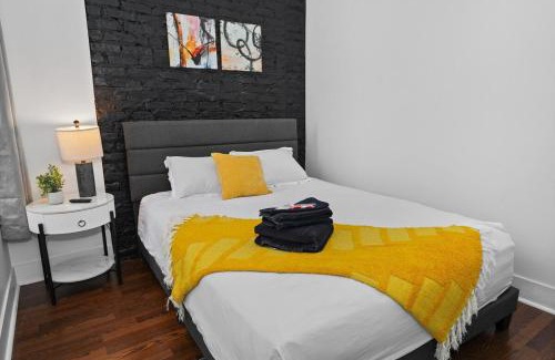 Near South Side Apartamento | Spacious 420 friendly 3BR-2Ba Near McCormick and Museums