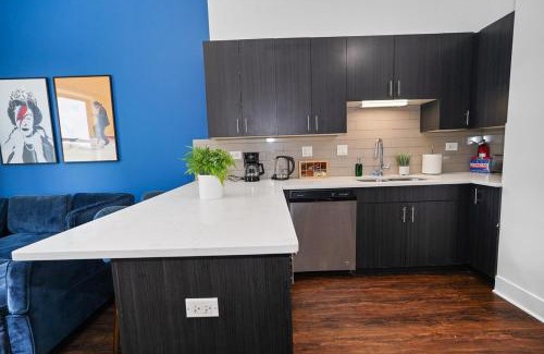 Near South Side Apartamento | Spacious 420 friendly 3BR-2Ba Near McCormick and Museums