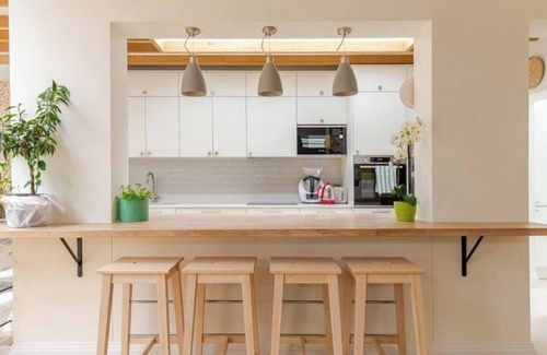 Twickenham Riverside Casa | Spacious 4B family home by Richmond riverside