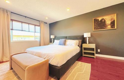 Hacienda Heights Casa | Spacious 4B2B HOUSE DTLA & Disney Office Gym