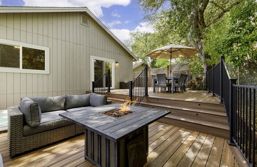 Fetters Hot Springs-Agua Caliente Casa | Spacious 4BD 3BA with hot tub, fire pit, and wraparound deck