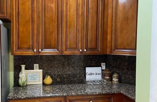 Port Saint Lucie Casa | Spacious 4BD/4BA Dream Villa w/LRG Backyard in PSL