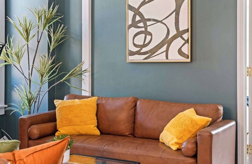 Edgewater Apartamento | Spacious 4BR/2BA – Private Sun Deck In Chicago