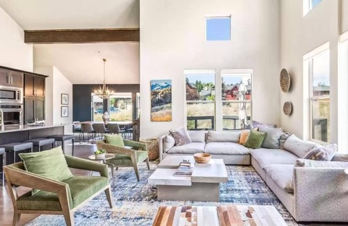 Pinebrook Casa | Spacious 4BR/3.5BAMountain Retreat-Sleeps10!STUNNING VIEWS, near top attractions