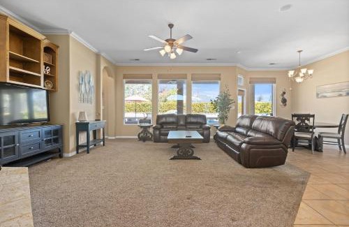 Greenacres Casa | Spacious 4BR 3BA Home KING Suite Pool Sleeps 8