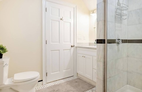 Everett Casa | Spacious 4BR/4.5 BA Home Near Boston- Perfect for Groups and Family!