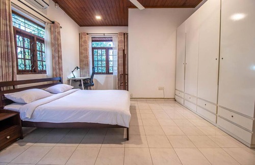 Rathmalana Casa | Spacious 4BR 4BA Family Villa wt Balcony & Lavish Garden