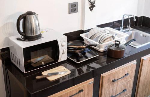 Chom Phon Apartamento | Spacious 4BR Family Chatuchak Market 12 sleeps