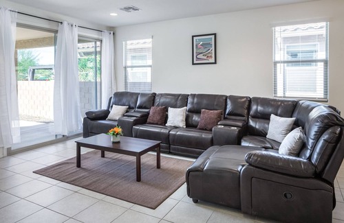 Tucson Casa | Spacious 4BR Home, 3BA, sleeps 8