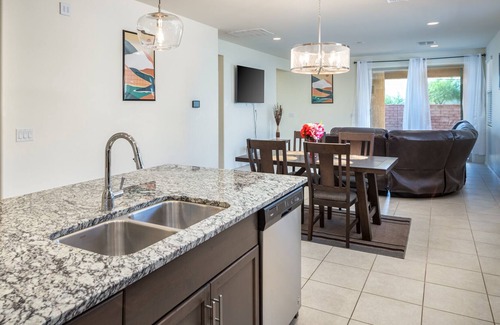 Tucson Casa | Spacious 4BR Home, 3BA, sleeps 8