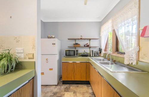 Turramurra Casa | Spacious 4BR Home Quiet Street Great Location