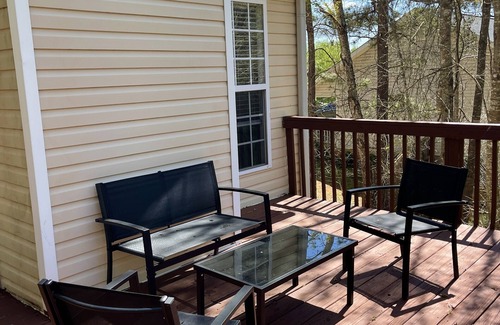 Oak Hill Casa | Spacious 4br house- 10 mins from the town square