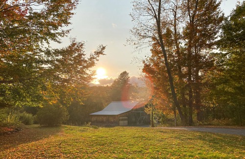 Moscow Casa | Spacious 4BR on 8 Acres – Minutes from Stowe