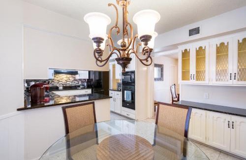 Medical Center District Casa | Spacious 4BR with Private Pool, Near Six Flags