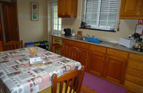 Angra do Heroismo Apartamento | Amplia casa de 5 dormitorios en Angra