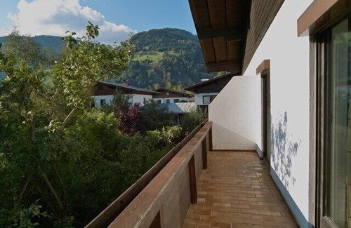 Schuttdorf Chalet De Esquí | Amplio chalet de 5 camas con sauna, ubicación ideal, con capacidad para 12.