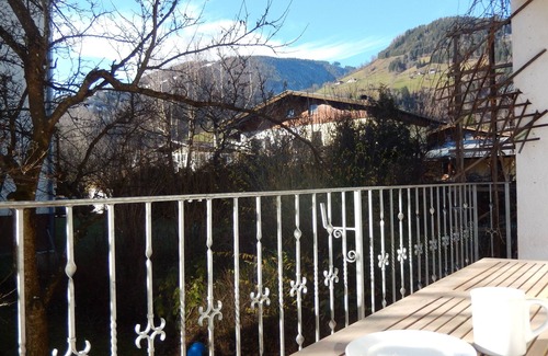 Schuttdorf Chalet De Esquí | Amplio chalet de 5 camas con sauna, ubicación ideal, con capacidad para 12.
