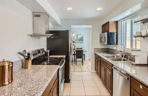 Alta Vista Area Casa | Spacious 5 Bed Home, Near Olde Town Arvada