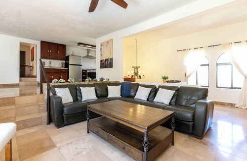 Cabo Bello Casa | Spacious 5-Bedroom Oasis with Private Pool, Jacuzzi & Beach Access