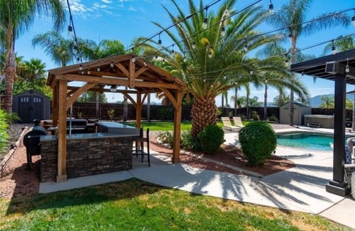 Lake Elsinore Casa | Spacious 5-bedroom home for your relaxation needs
