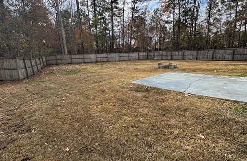 Moncks Corner Casa | Spacious 5-bedroom house in fabulous Moncks Corner w pool table game room & WiFi