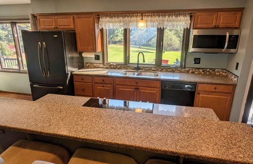 Howell Casa | Spacious 5-bedroom, 4 bath house on 10 acres in Charming Hartland