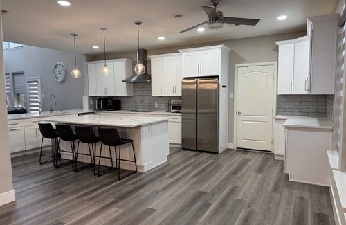 Frisco Casa | Spacious 5 Bedroom/4BA house in West Frisco with office, movie room