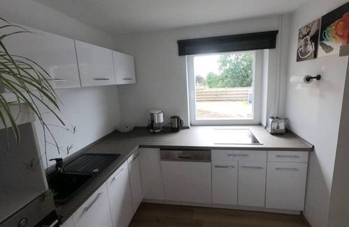 Hemmingstedt Casa | Spacious 5-bedroom house in Hemmingstedt with Wifi, free parking, terrace garden