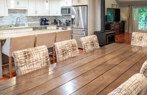 Barnstable Casa | Spacious 5-bedroom house with Backyard Fun