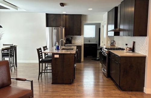 Fargo Casa | Spacious 5-bedroom house in charming West Fargo with AC, WiFi