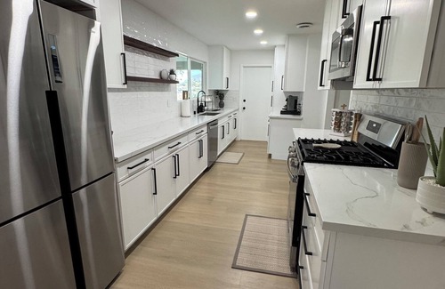 Allied Gardens Casa | Spacious 5-bedroom house in marvelous San Diego with Gameroom, WiFi, AC