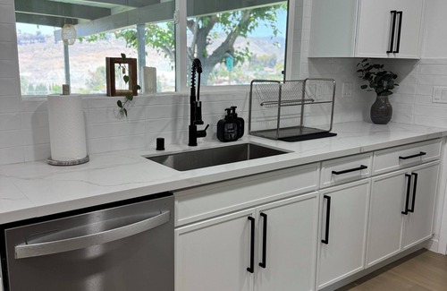 Allied Gardens Casa | Spacious 5-bedroom house in marvelous San Diego with Gameroom, WiFi, AC