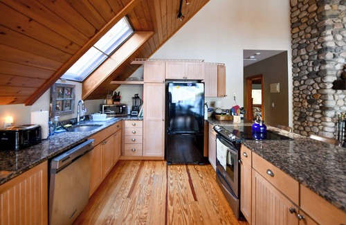Bridgton Casa | Spacious 5 Bedroom Home on Moose Pond with Sandy Beach and Dock!