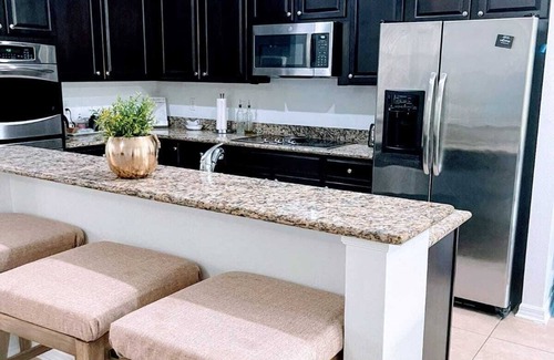 Palmetto Casa | Spacious 5-bedroom house with AC and WiFi in charming Palmetto
