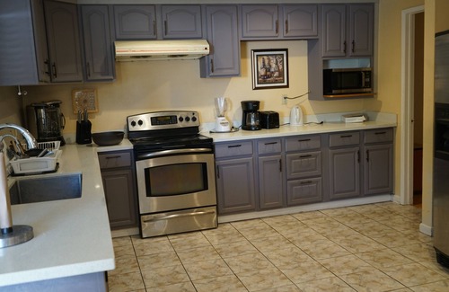 Edenvale Casa | Spacious 5-bedroom house in enjoyable San Jose with WiFi, AC