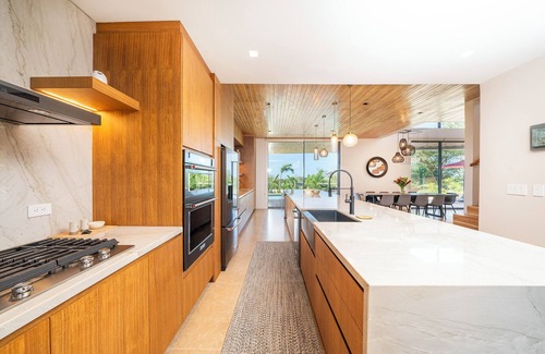Playa Grande Casa | Spacious 5-bedroom ocean view house in Playa Grande